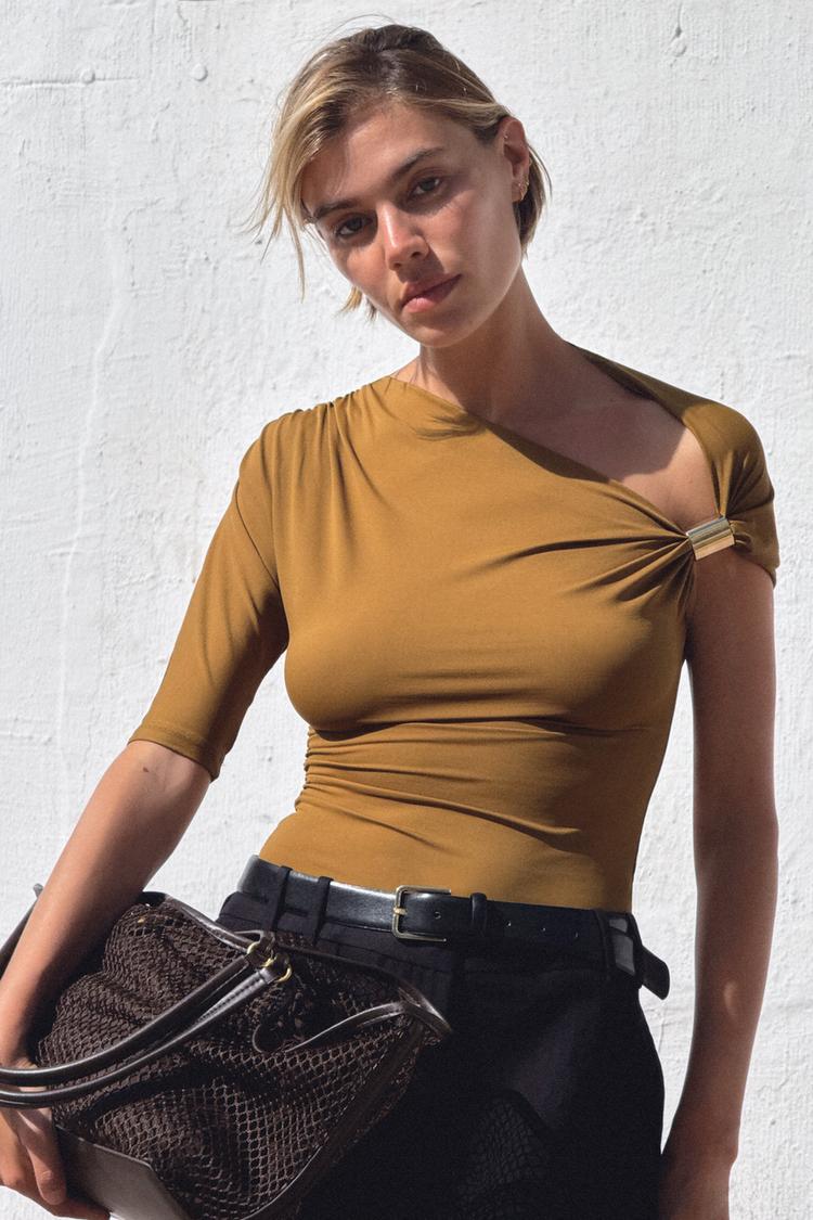 ASYMMETRICAL POLYAMIDE TOP