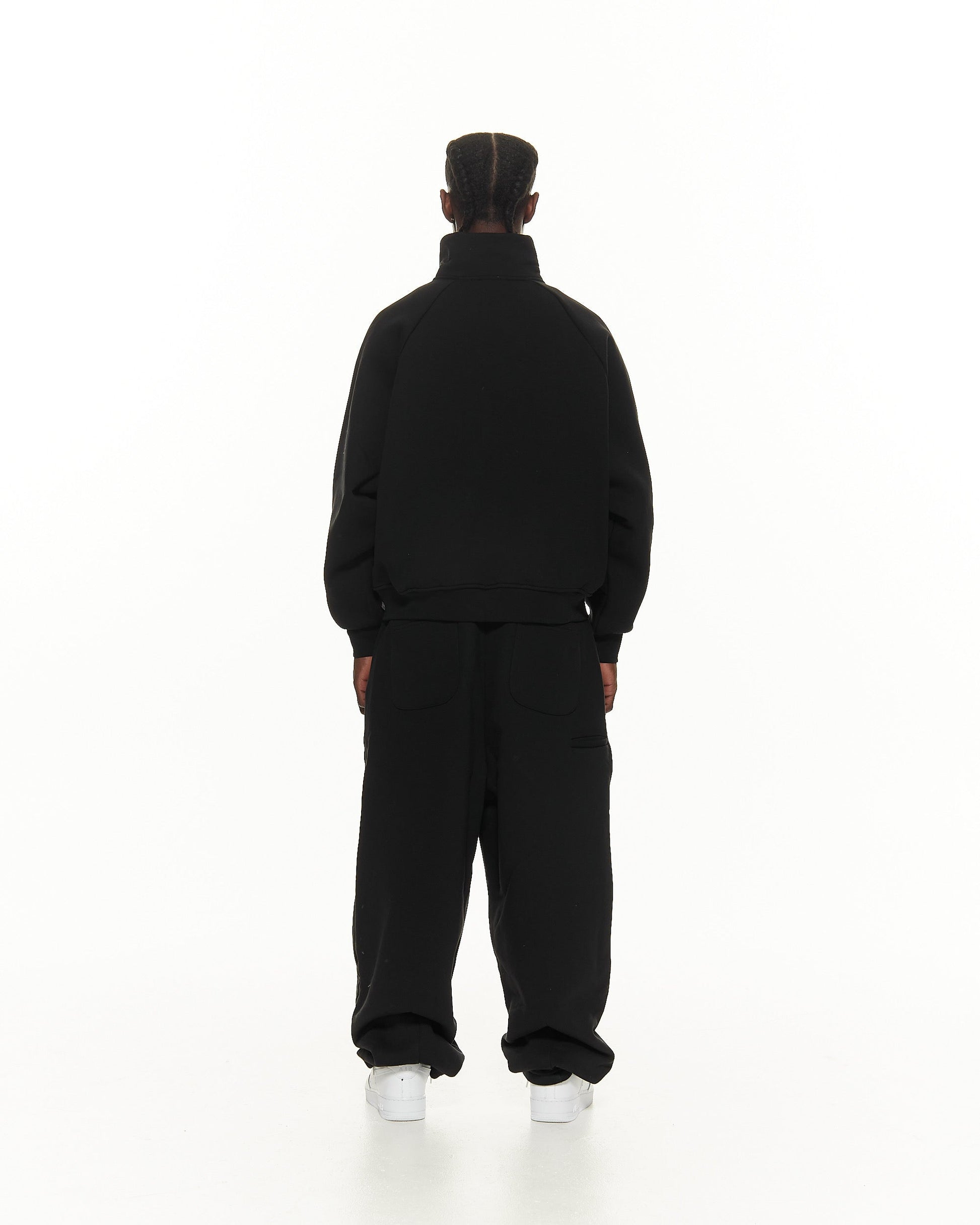 COZY TRACK JACKET – BLACK