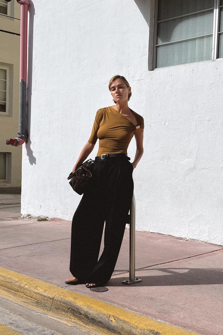ASYMMETRICAL POLYAMIDE TOP